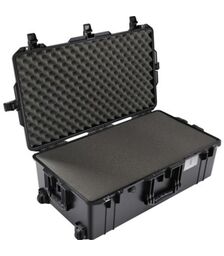 Pelican 1615 AIR Protective Case Black (PE1615AIRBG2)