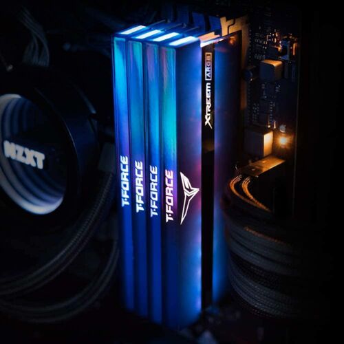 TEAM Xtreem RGB Gaming 16GB Memory Kit - 05T-XTREEM8GX2-4000